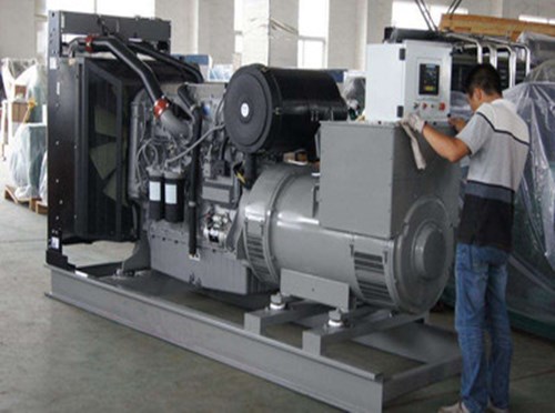 茶陵柴油发电机空气滤清器堵塞会对发电机组产生哪些影响？